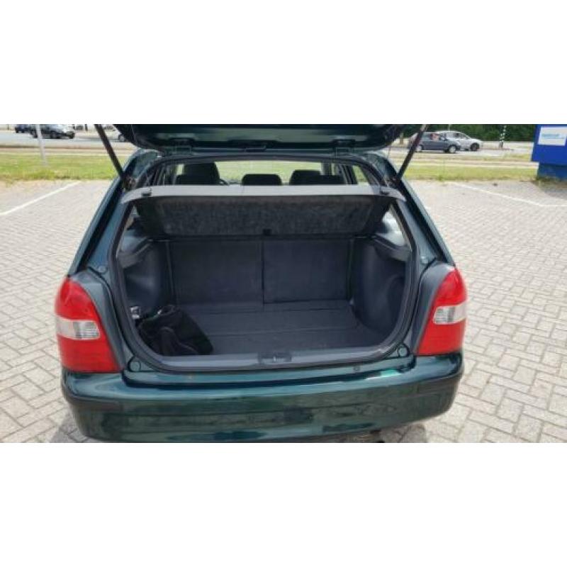 Nette Mazda 323 1.5 F LX AUT 2000 Groen/Airco Elek,ramen