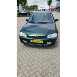 Nette Mazda 323 1.5 F LX AUT 2000 Groen/Airco Elek,ramen