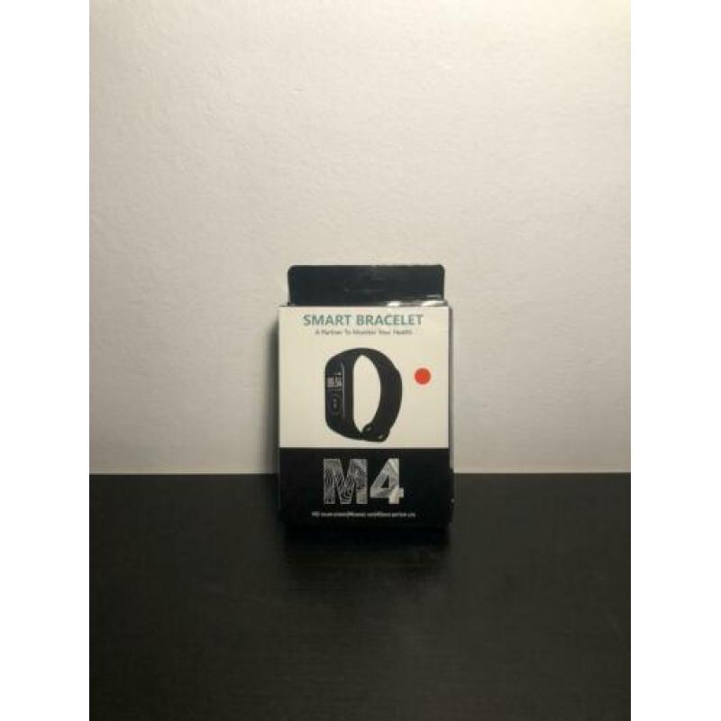 Gloednieuwe Smart Watch