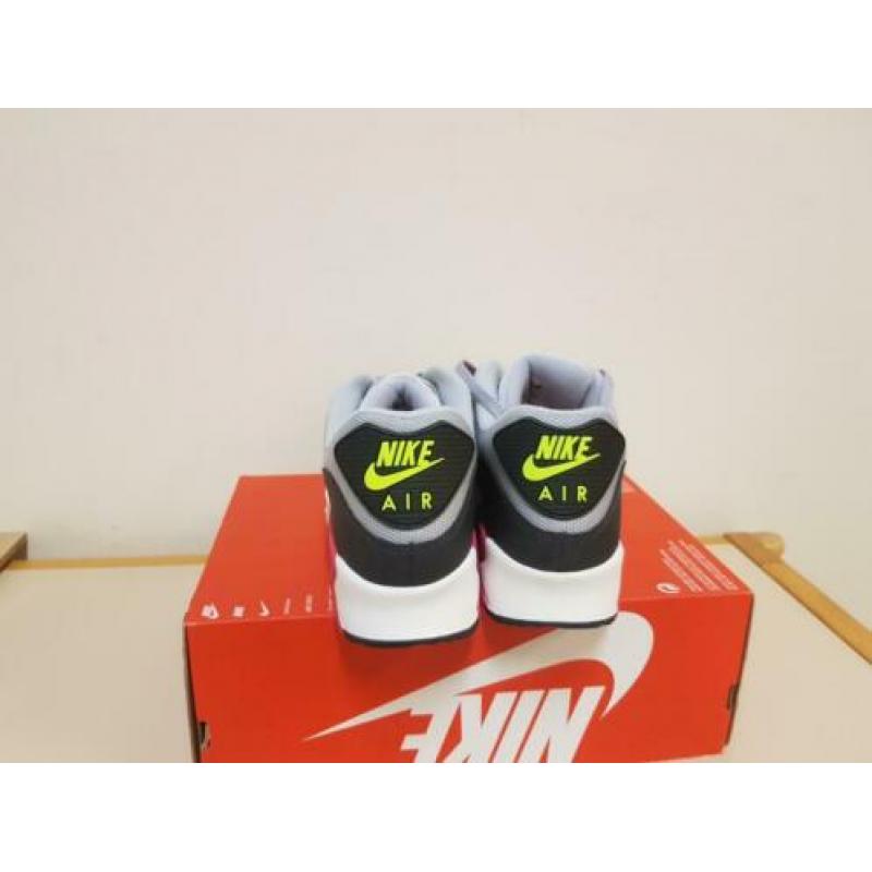 Nike airmax 90 Essential 45 homegrown/duck camo/infrared/og