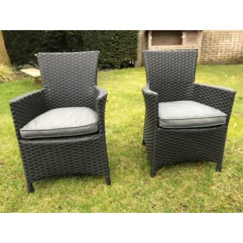Twee P&R Design kinderstoel met kussen, antraciet