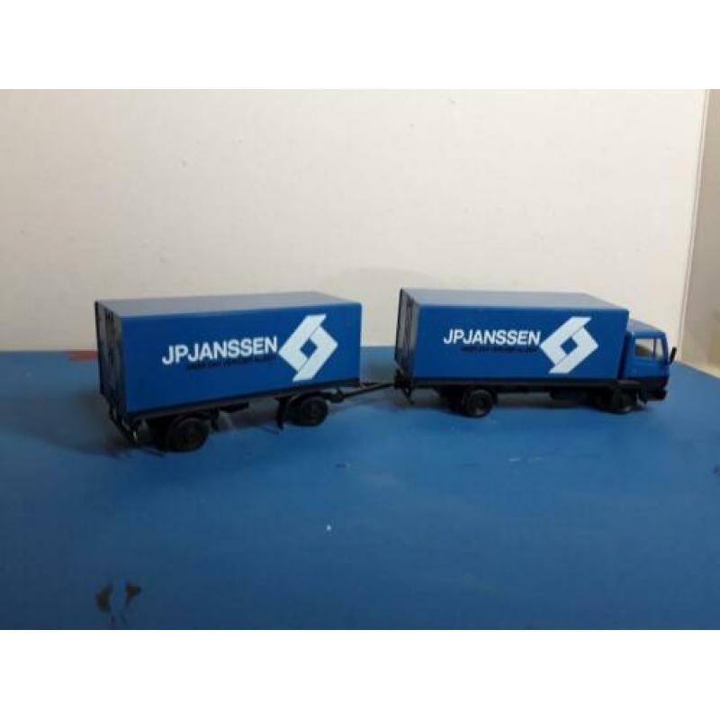 Herpa 5 trucks