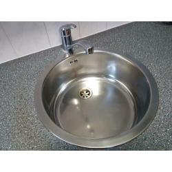 Gebruikte keuken met inbouw apparatuur