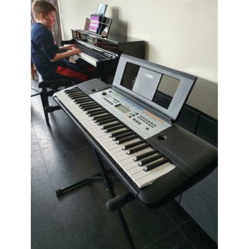 Yamaha YPT-255 KEYBOARD digitale piano
