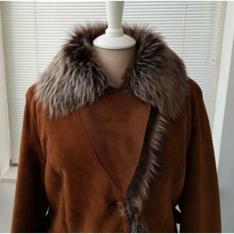 Als nieuw – Arma- korte Lammy coat maat 40