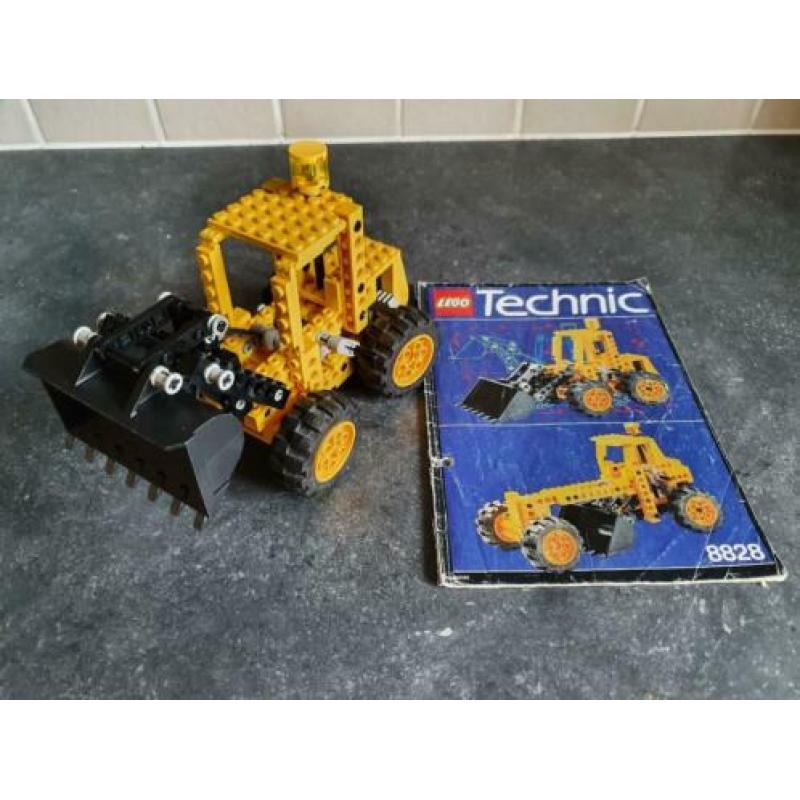 Lego Technic set 8828 - Vorkheftruck (front end loader)