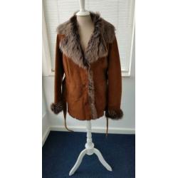Als nieuw – Arma- korte Lammy coat maat 40