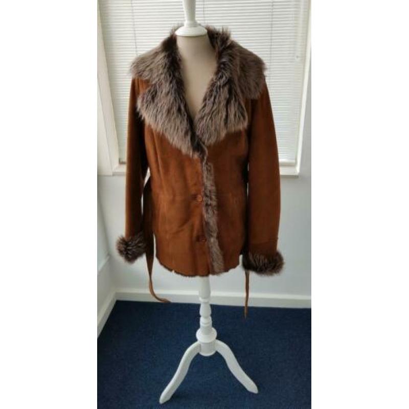 Als nieuw – Arma- korte Lammy coat maat 40