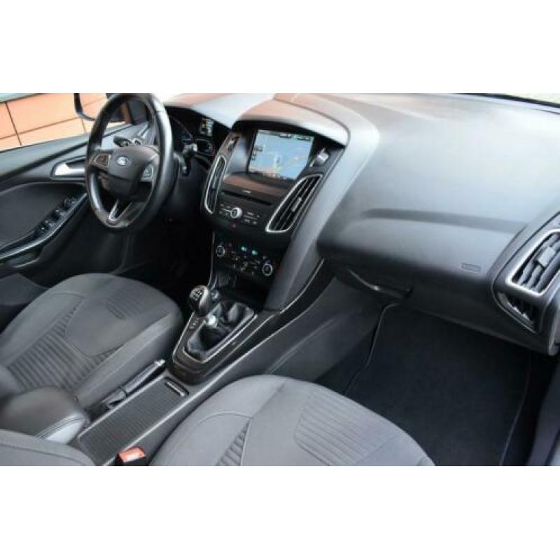 Ford Focus Wagon 2.0 TDCI 150 pk Titanium Edition (bj 2015)