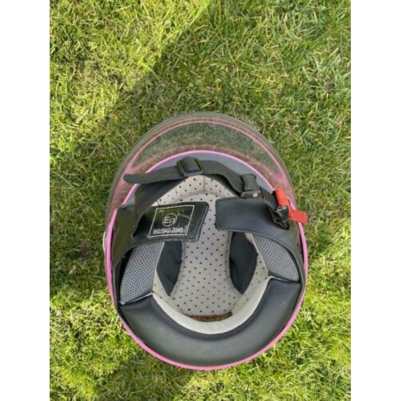Roze scooterhelm