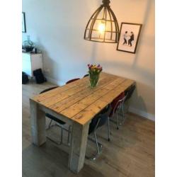 Steigerhouten Tafel