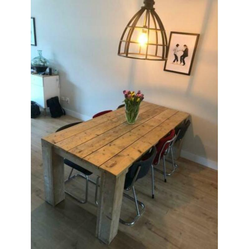Steigerhouten Tafel