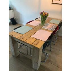 Steigerhouten Tafel