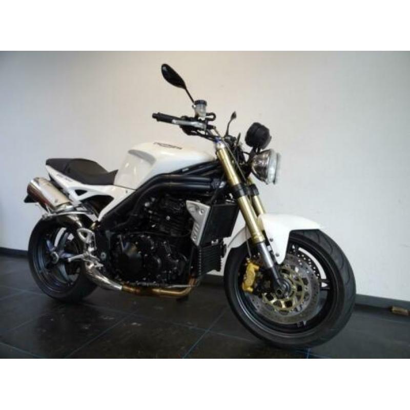 Triumph SPEED TRIPLE 1050 (bj 2006)