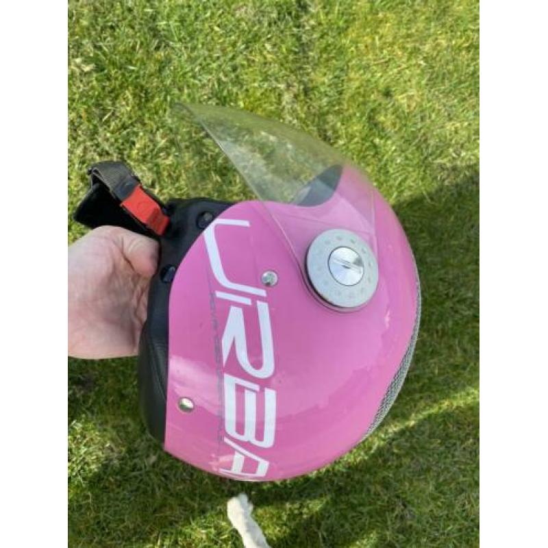 Roze scooterhelm