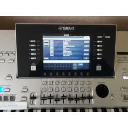 Tyros 4 in uitmuntende conditie.