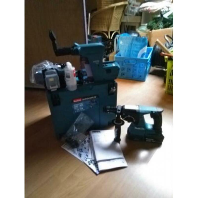 Makita DHR243RTJW