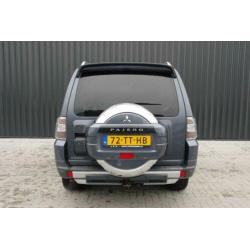 Mitsubishi Pajero 3.2 DI-D Intense (bj 2007, automaat)