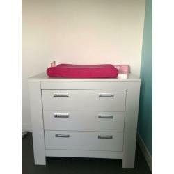 Witte Interbaby commode & ledikant te koop