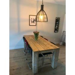Steigerhouten Tafel