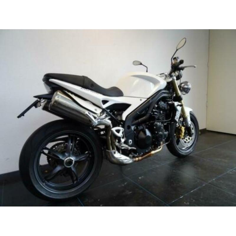Triumph SPEED TRIPLE 1050 (bj 2006)