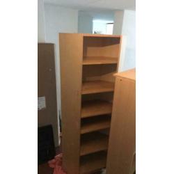 Drie Ikea kasten waaronder een hoekkast