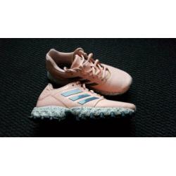 Hockey schoenen van Adidas maat 34
