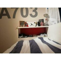 IKEA Flaxa bed inclusief opbergladen plus Odda achterkast