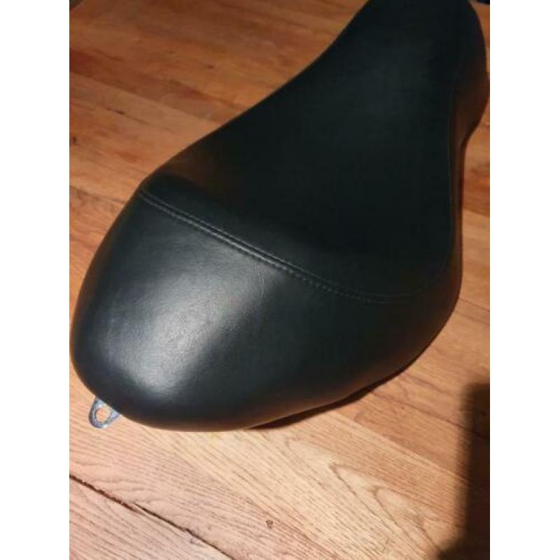 Zadel sportster harley davidson hd 883 iron