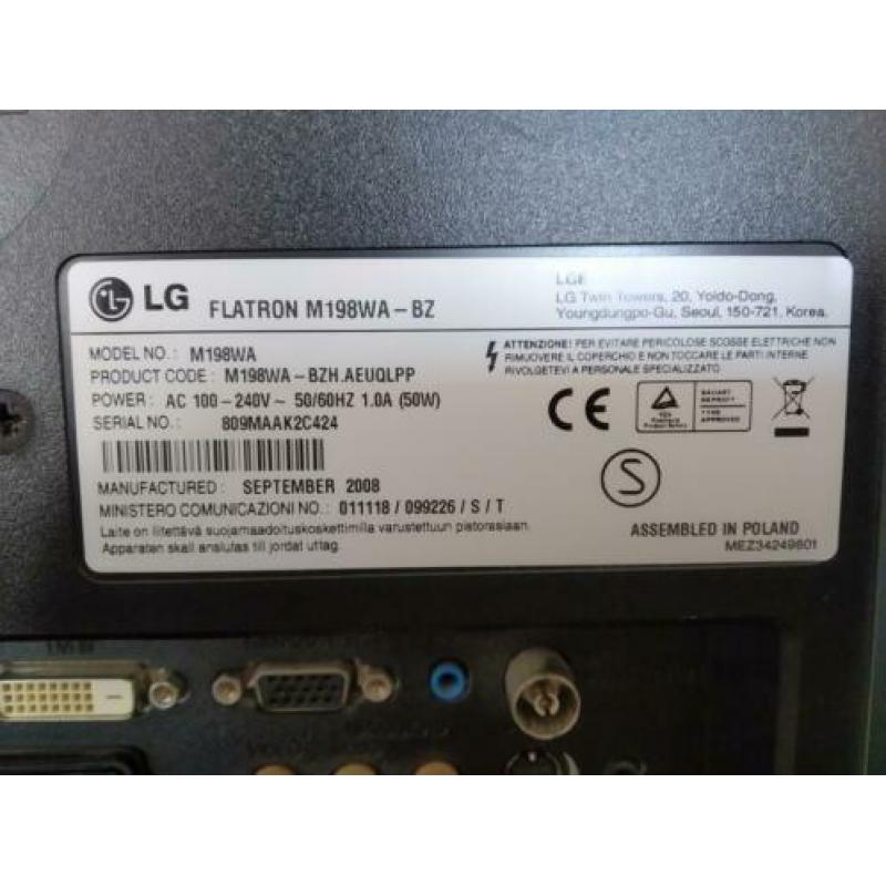 LG Flatron M198WA-BZ