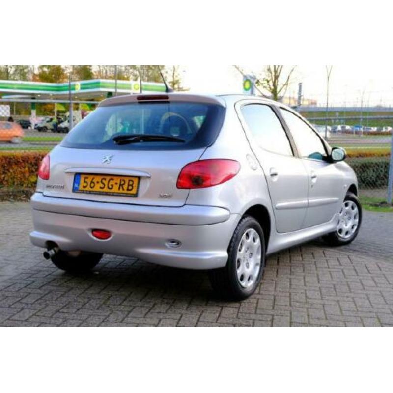Peugeot 206 1.4 Air-line 3 5-Deurs Airco