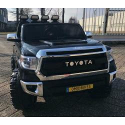 Toyota Tundra , 2 zitter, zwart , leder, 2.4ghz softstart
