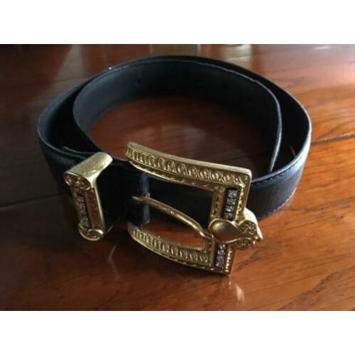 Mooie leren zwarte riem met goudkleurige gesp mt s