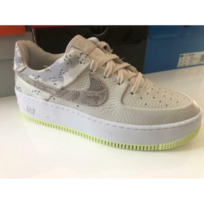 Nike Air Force 1 sage - mt 42