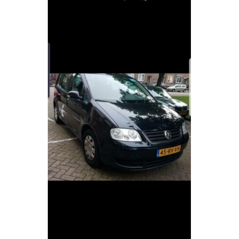 Volkswagen Touran 1.6 85KW 2005 Zwart