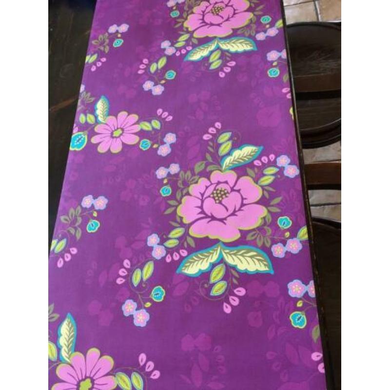 Eijffinger behang bloemen paars