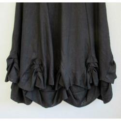Zwarte linnen design rok van ART - mt 8 = mt M