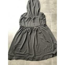 Zwarte halter jurk. Maat M.