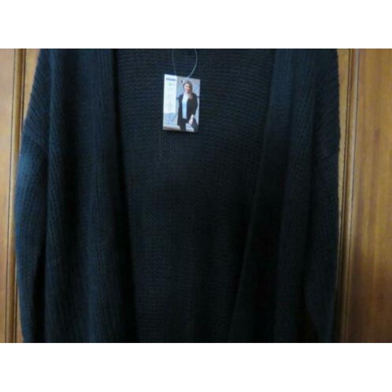 VEST/lang/zwart/UP FASHION/Maat S/nieuw