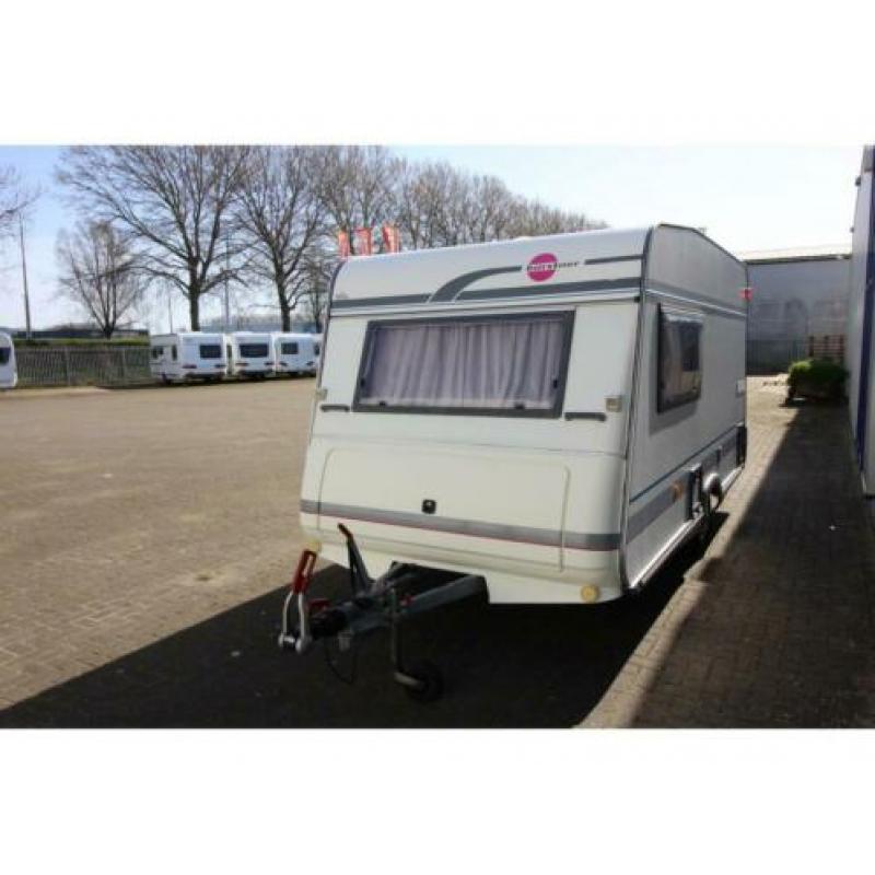 Burstner Amara 425 TL Voortent