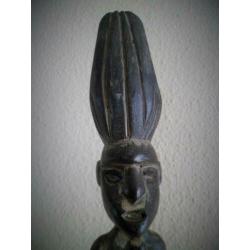 Houten Beeldje Indonesië - Houtsnijwerk - 34 x 5 cm.