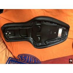 73. Harley duo seat zadel selle sportster Pré 2003