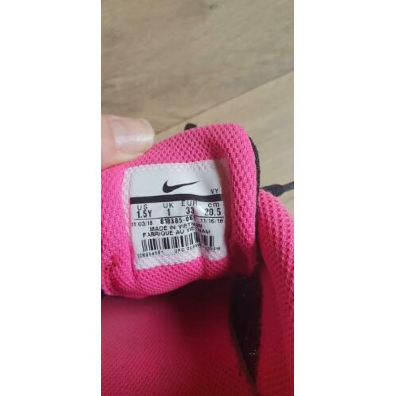 Lekker lopende Nike sneakers maat 33