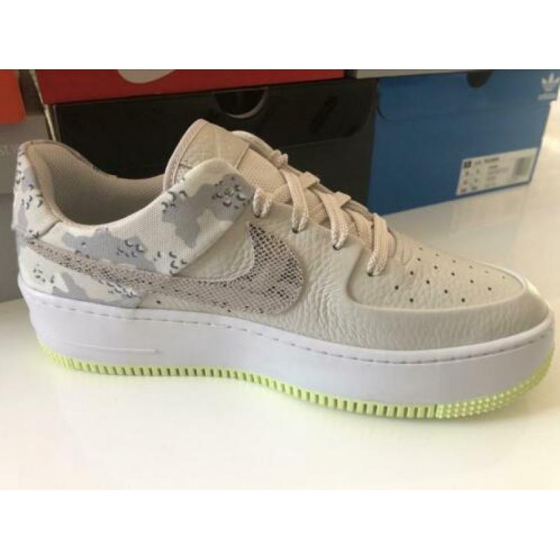Nike Air Force 1 sage - mt 42