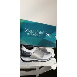 XSENSIBLE STRETCHWALKER, dames, maat 40, wit met zilver.