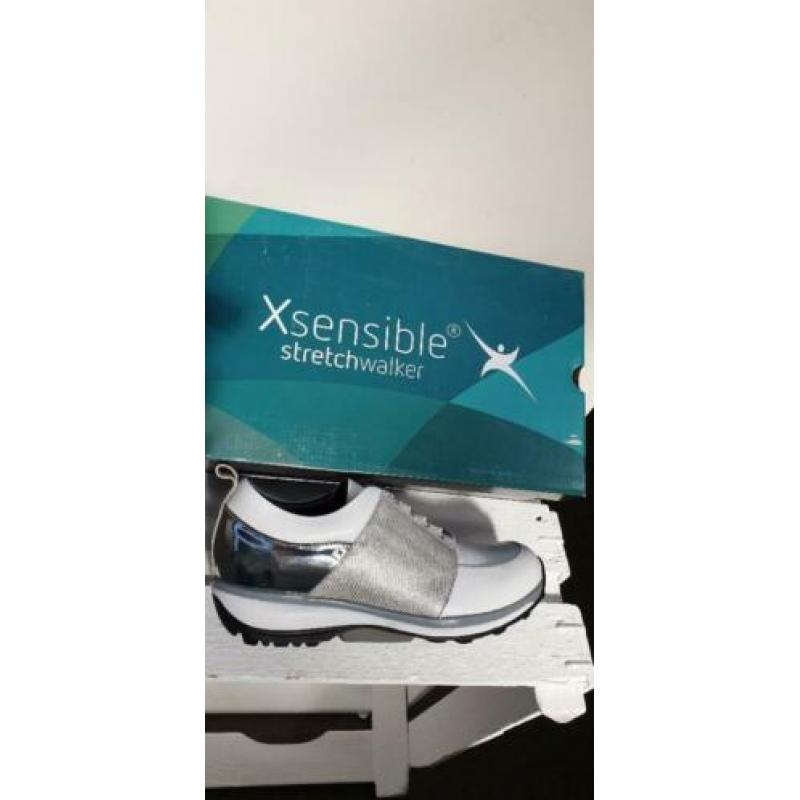 XSENSIBLE STRETCHWALKER, dames, maat 40, wit met zilver.