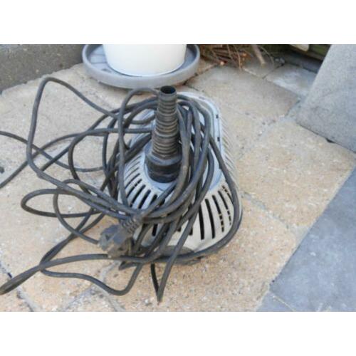Te Koop pomp en filter met UV lamp