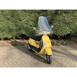 Vespa lx 50 4takt brom 45km/u piaggio scooter zip geel