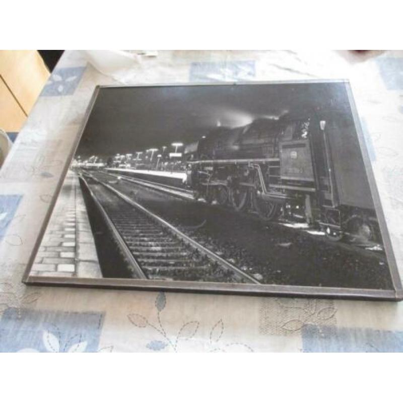 Zwart/wit foto schilderij van stoomlocomotief