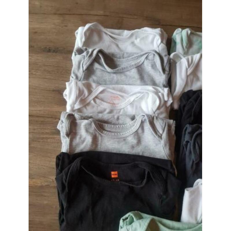 Rompers korte mouw maat 62-68